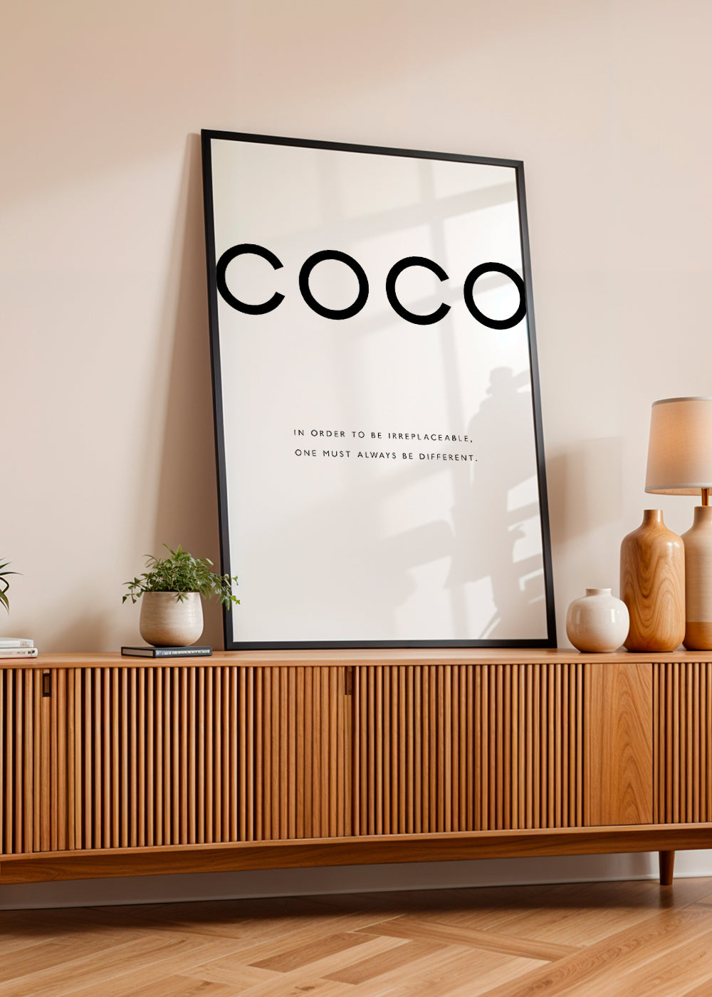 Quadro preto e branco com citação COCO