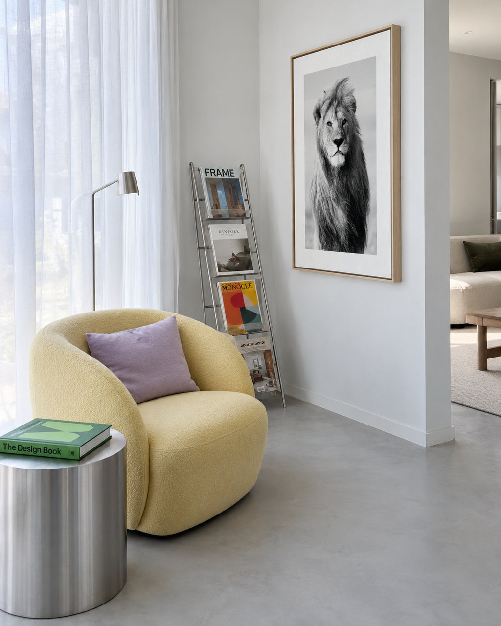 Majestic lion - Framed canvas in an interior