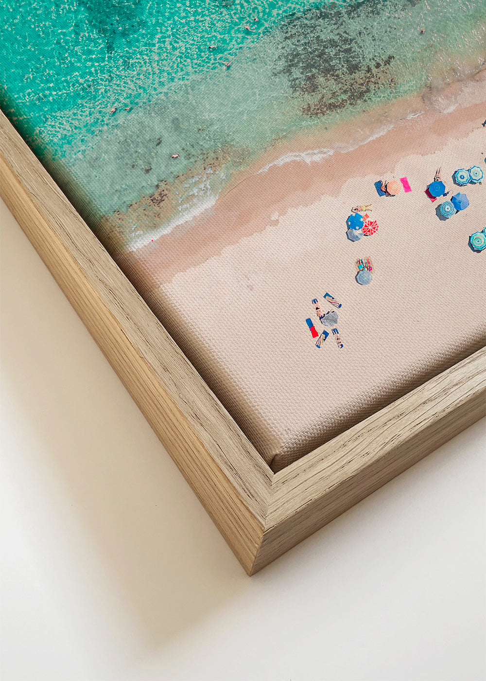 Arte paisagística: cena aérea da praia