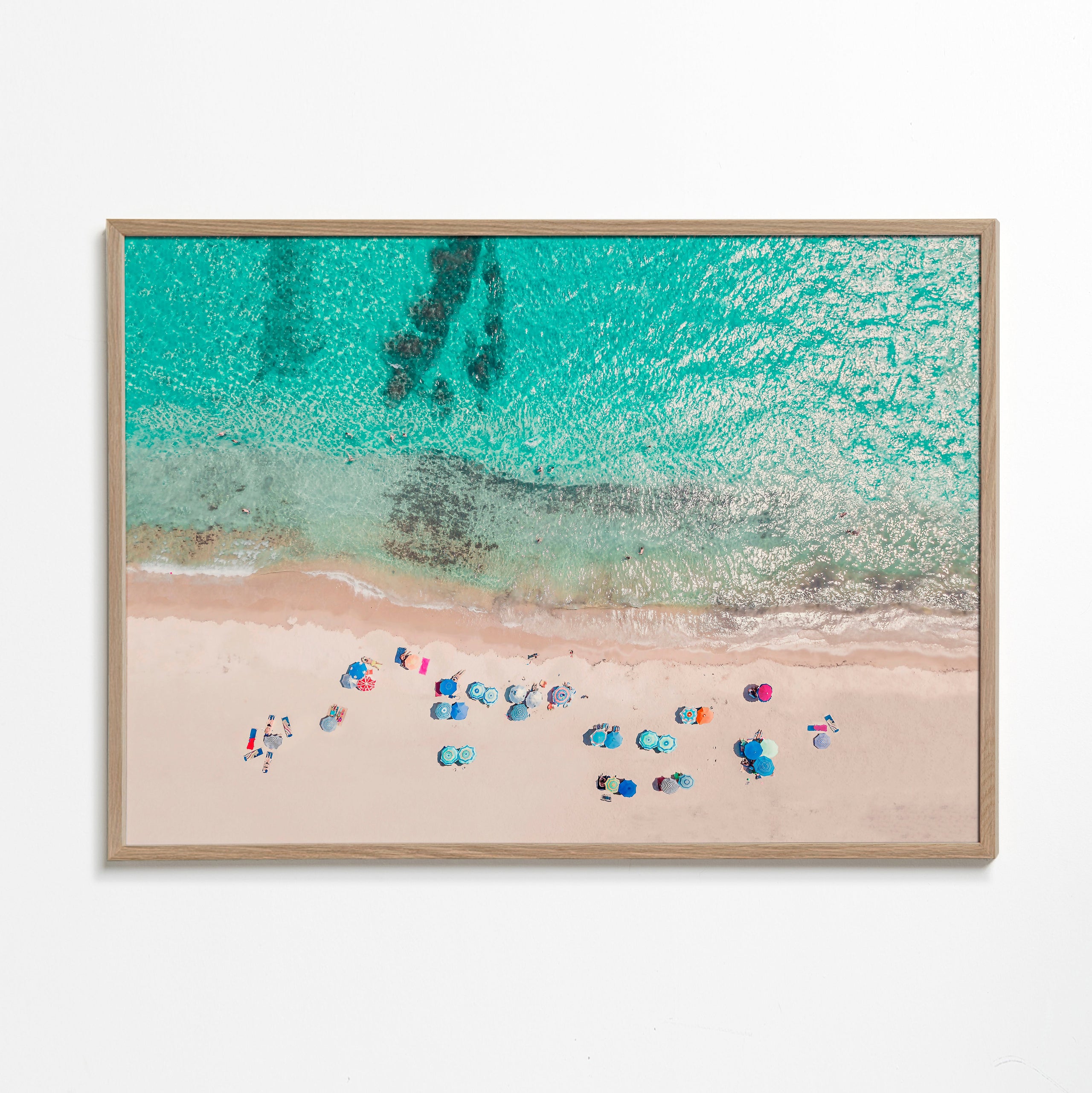 Arte paisagística: cena aérea da praia