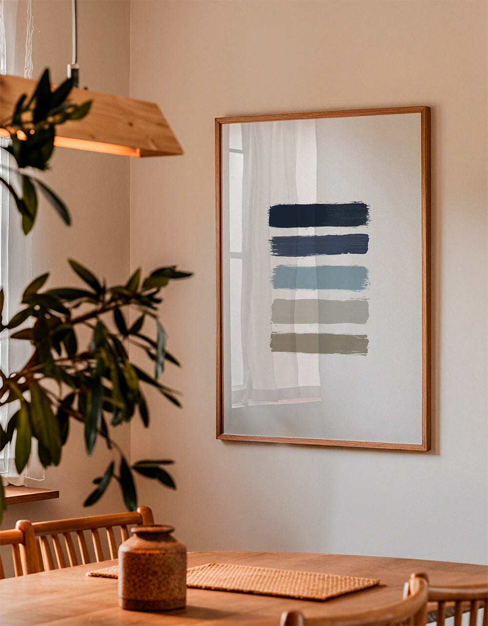 Design minimalista com riscas azuis e taupe