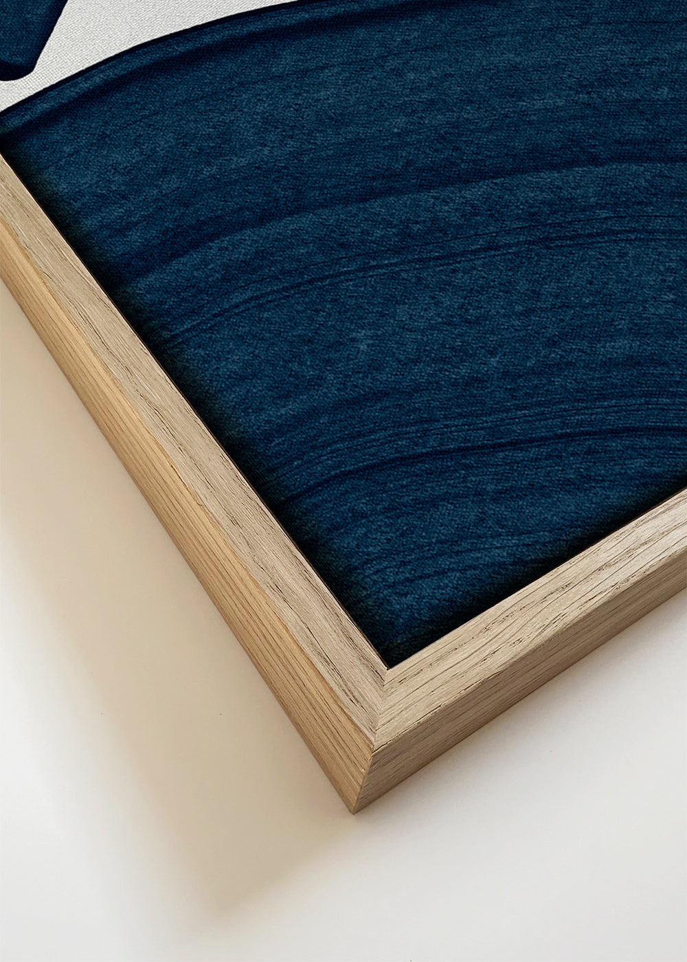 Quadro minimalista azul com pinceladas