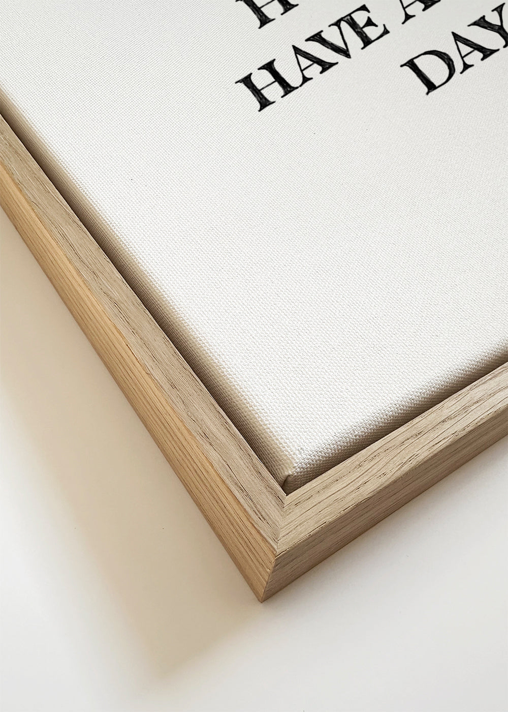 Quadro tipográfico minimalista: Wake Up Hug Dog