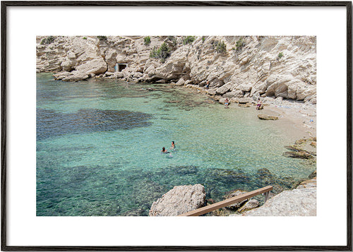 Quadro de paisagem: enseada de água turquesa