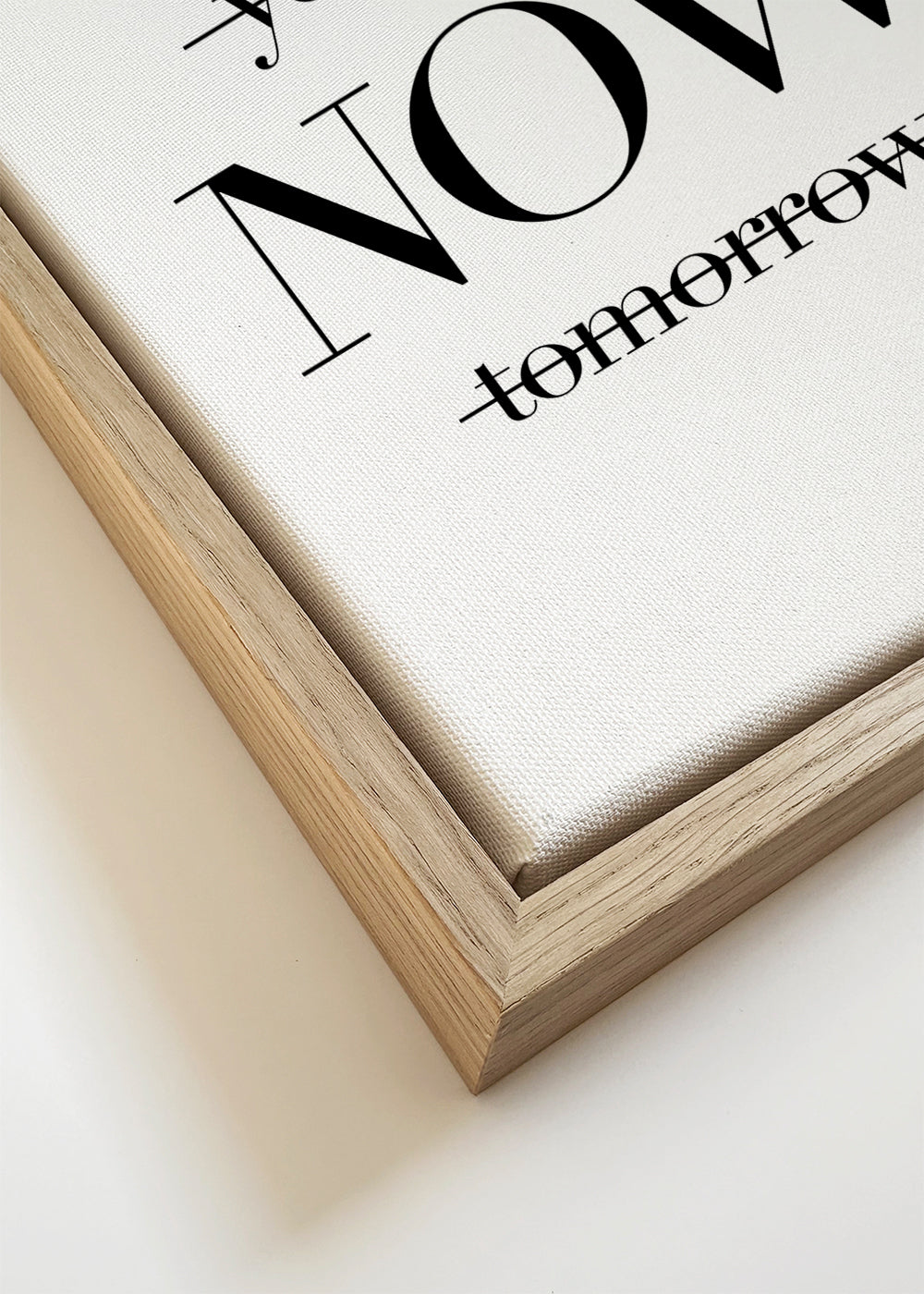 Design minimalista NOW tipografia