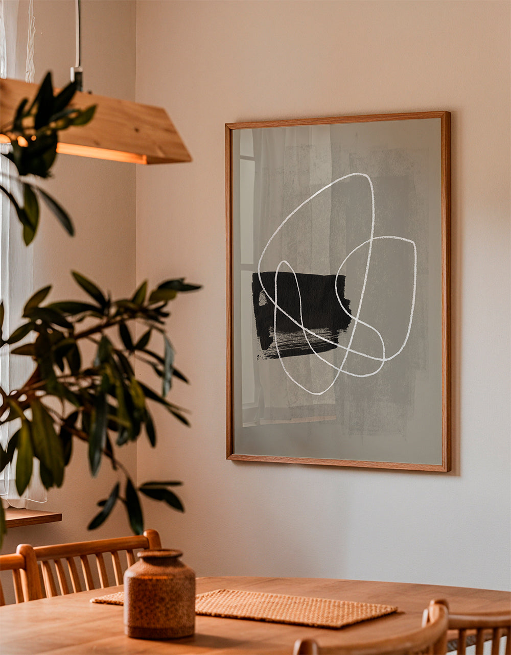 Arte abstrata com traço branco e mancha preta