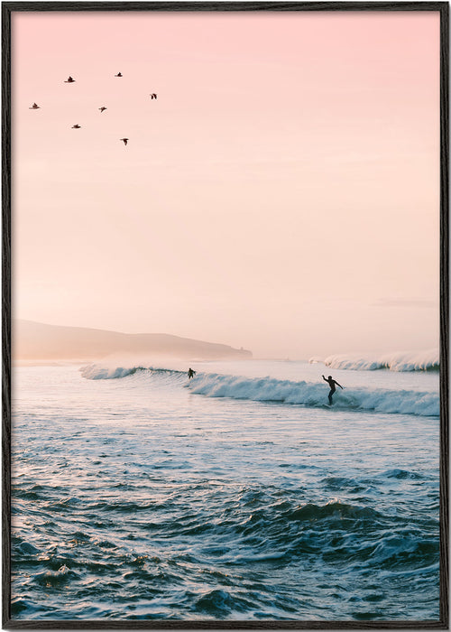 Arte desportivo surf ao amanhecer