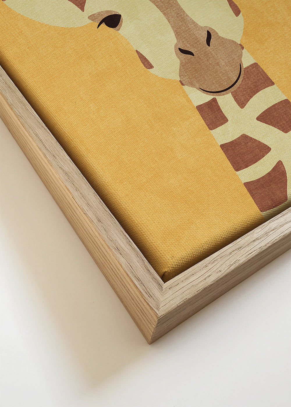 Estampa infantil girafa em fundo ocre