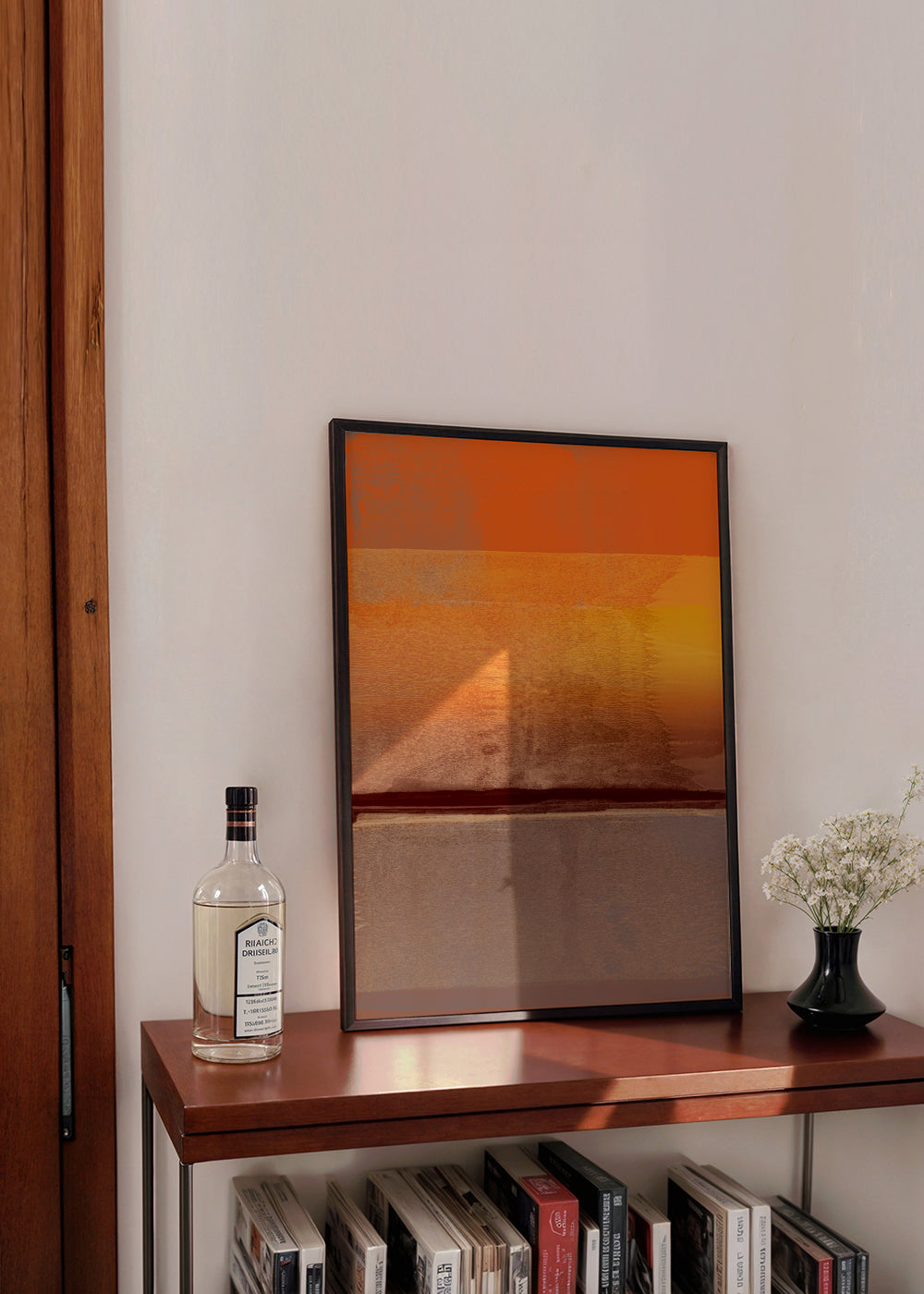 Obra abstrata em faixas laranja e castanhas