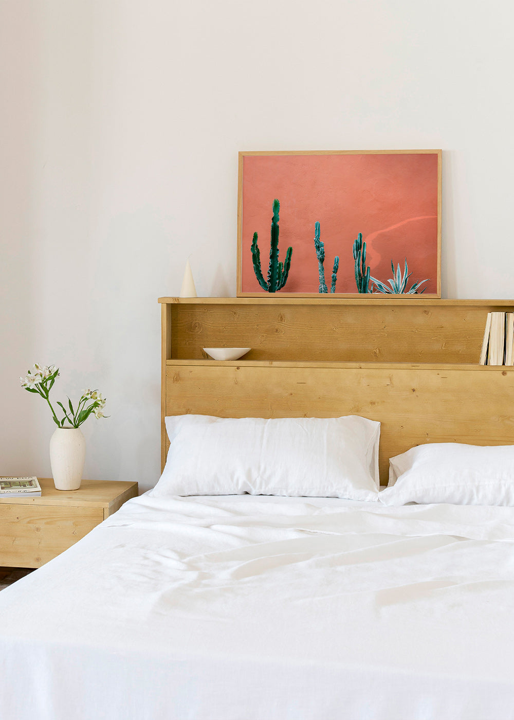 Estampa botânica com cactos em parede terracota – Product3