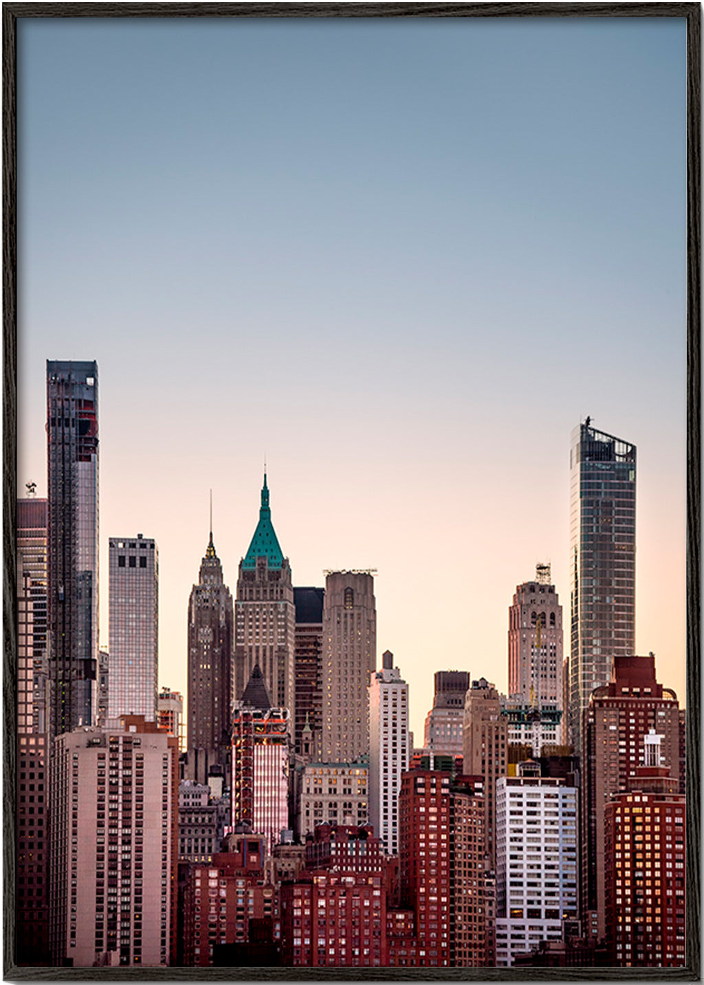 Poster de cidades com skyline ao anoitecer – Black Frame