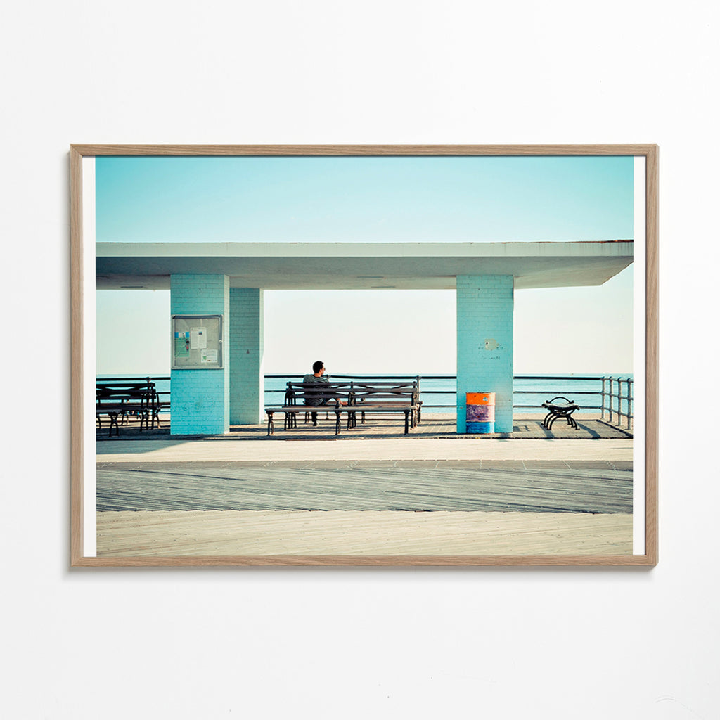 Fotografia de cais com banco solitário – Oak Frame