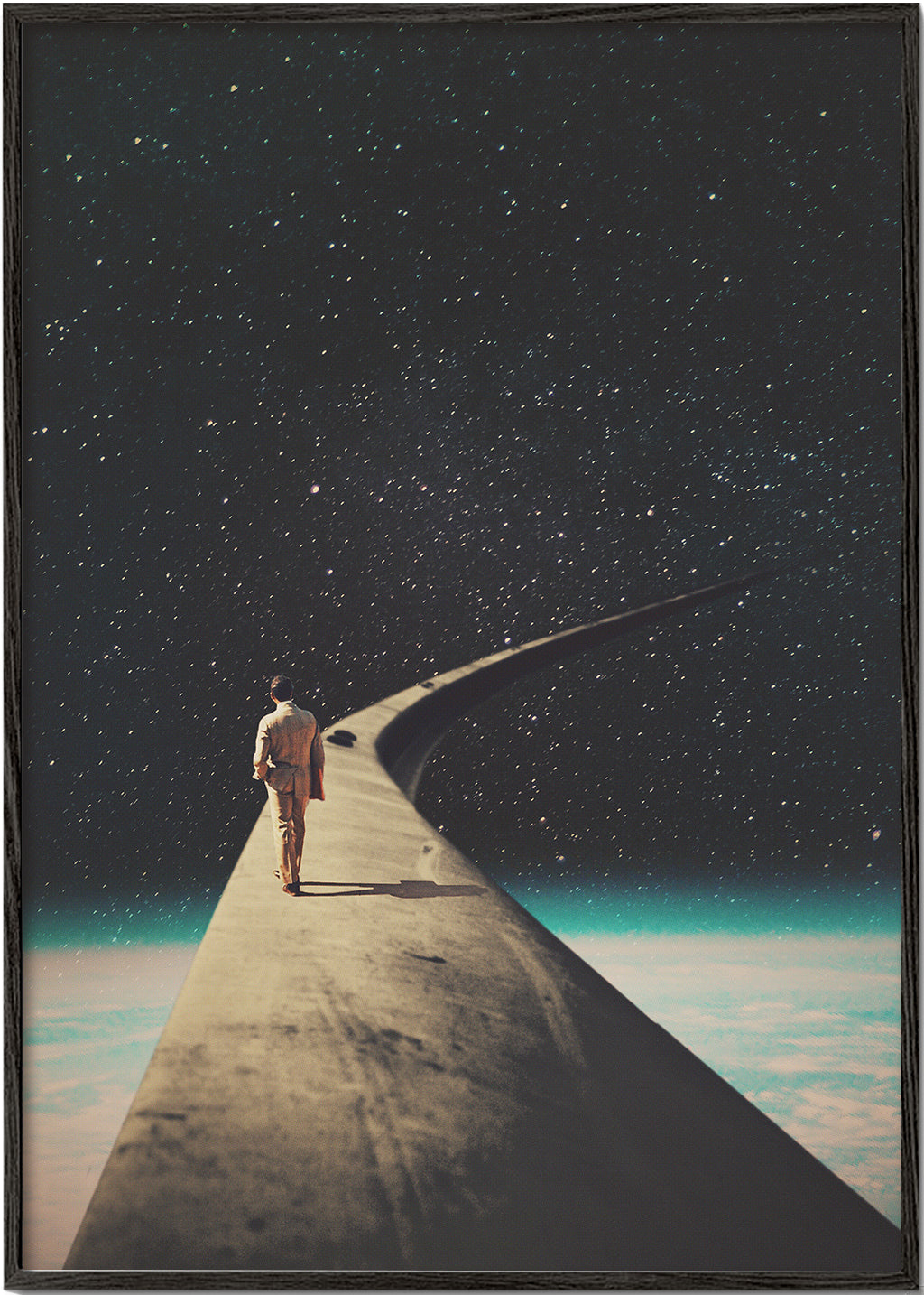 Fotografia surrealista de viajante sobre asa