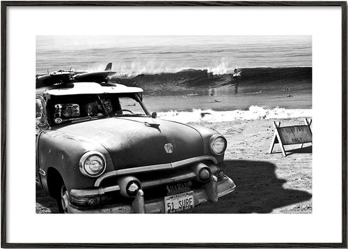 Fotografia de carro vintage na praia