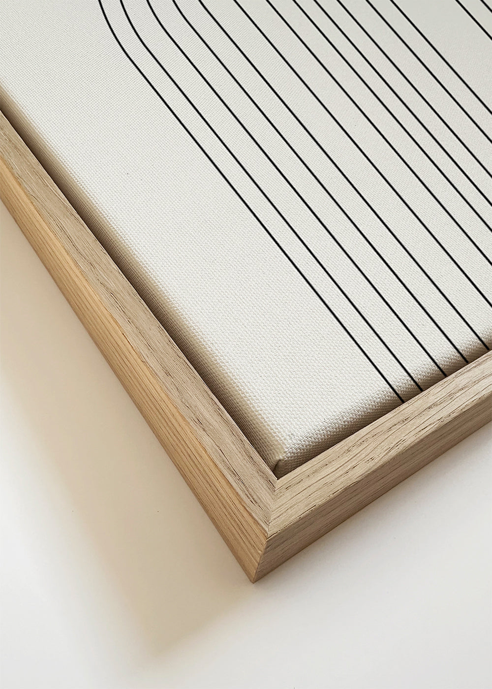 Quadro geométrico com arco ocre