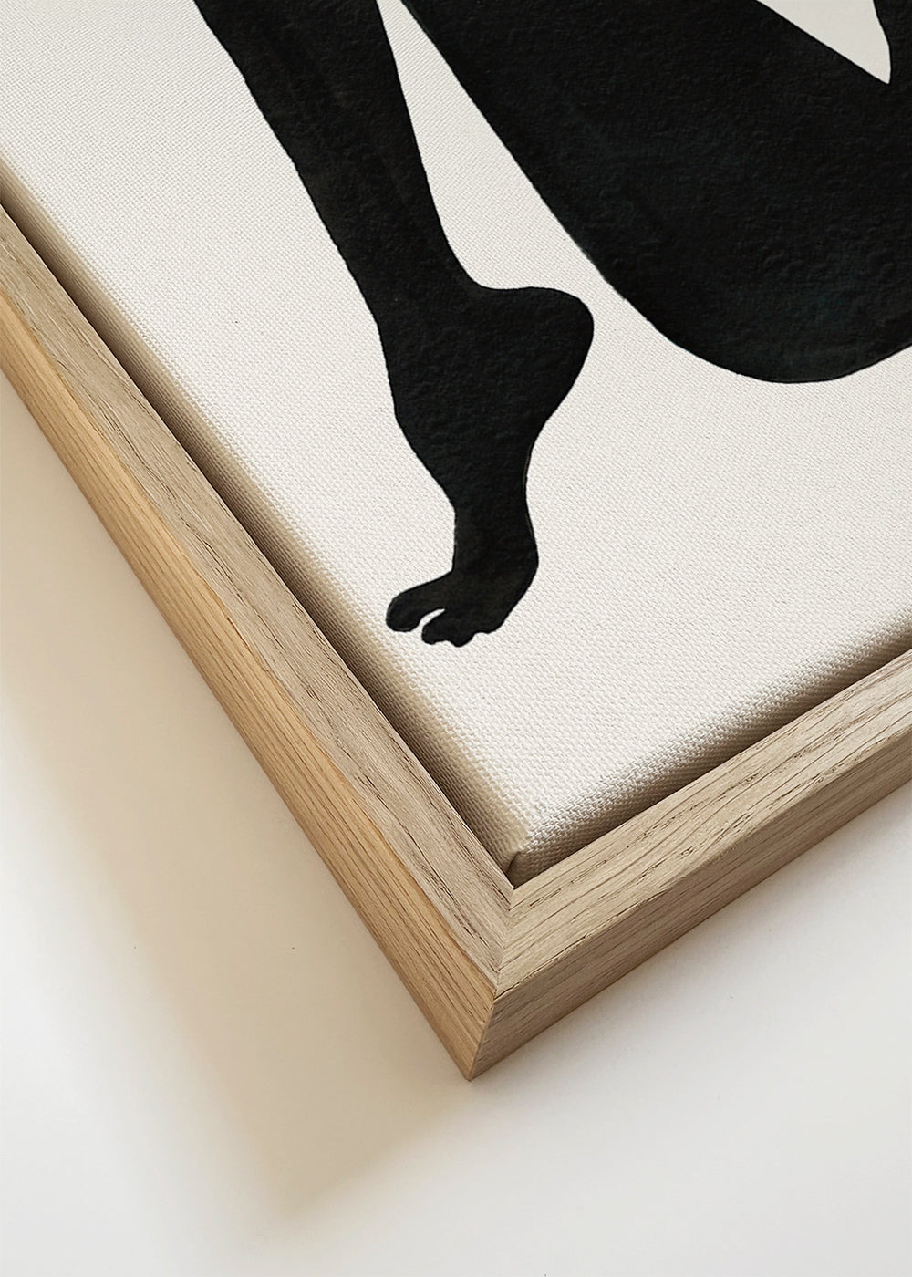 Arte em preto e branco: estudo de figura reclinada