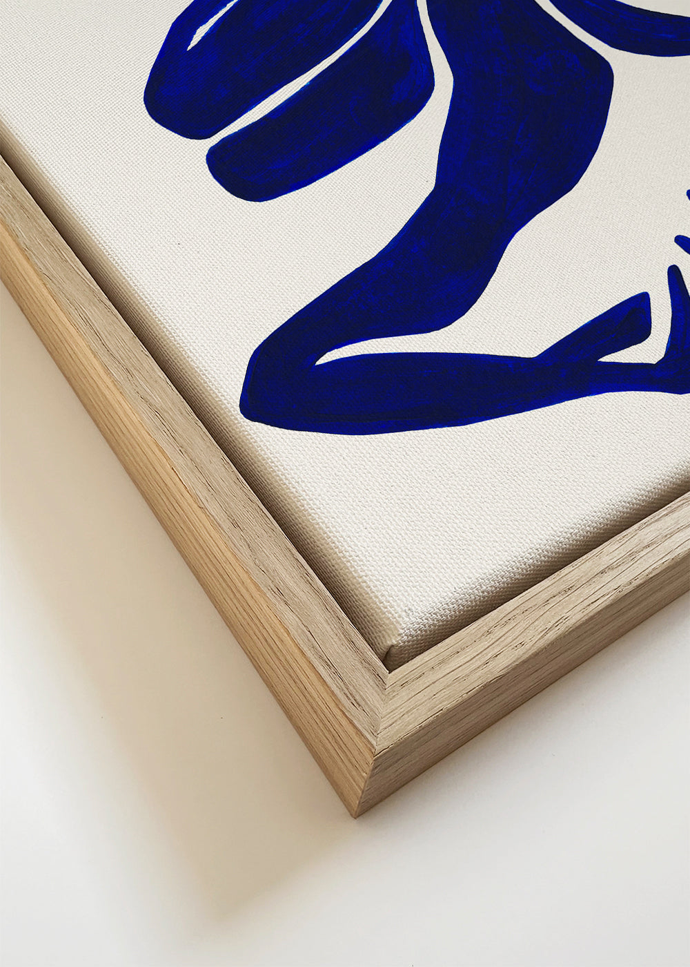 Obra abstrata: figura gestual azul