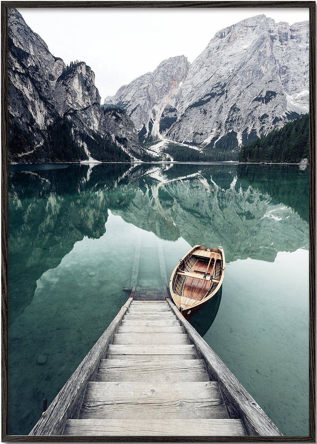 Arte para paisagem com barco e reflexo no lago