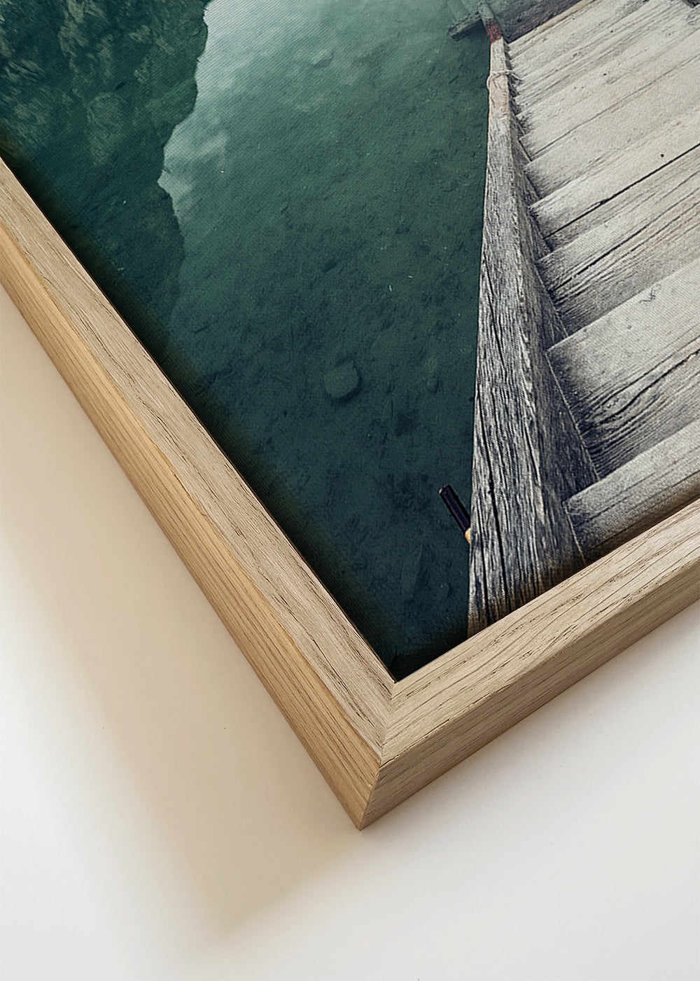 Arte para paisagem com barco e reflexo no lago
