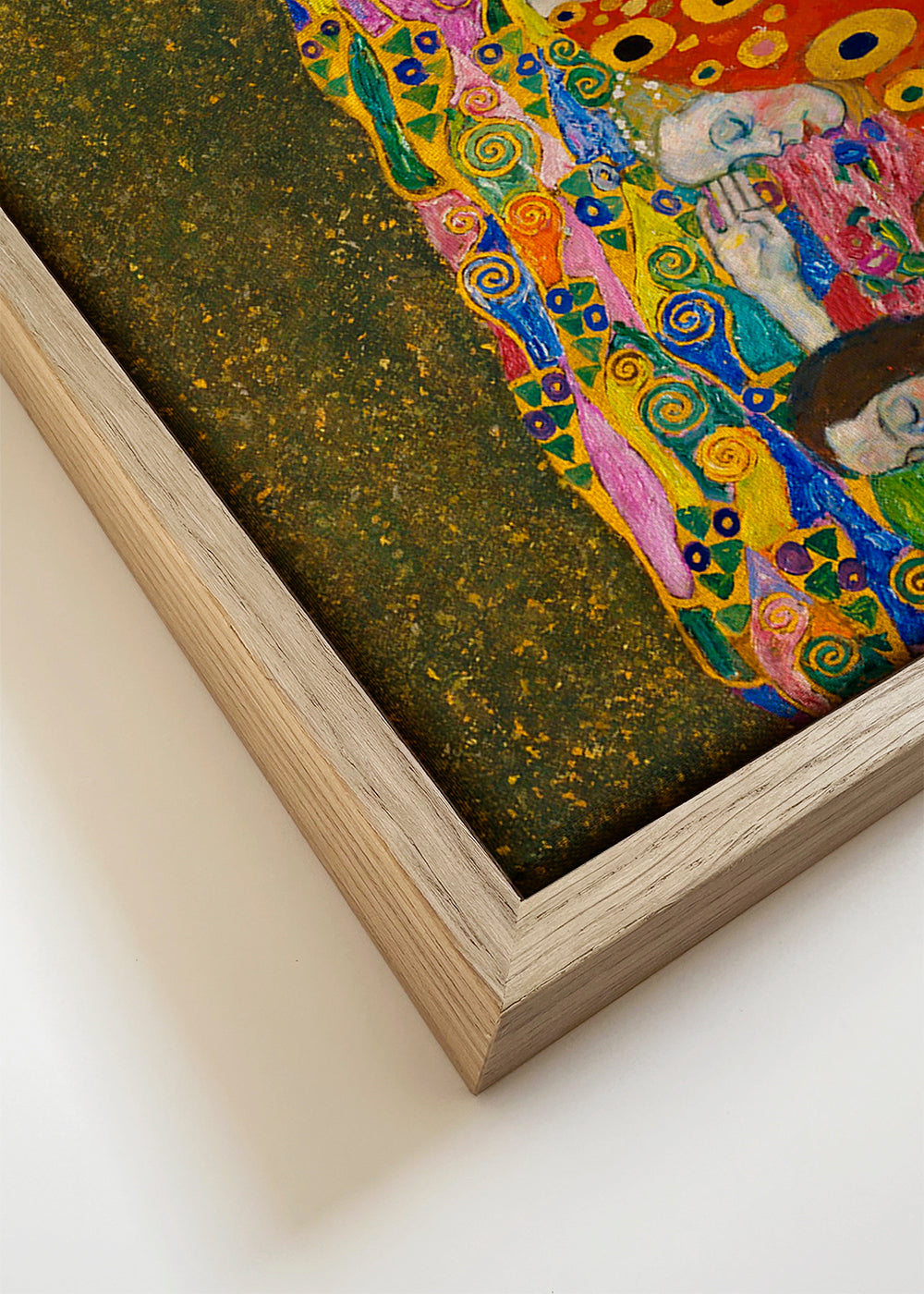 Quadro abstrato com figura dourada e motivos circulares