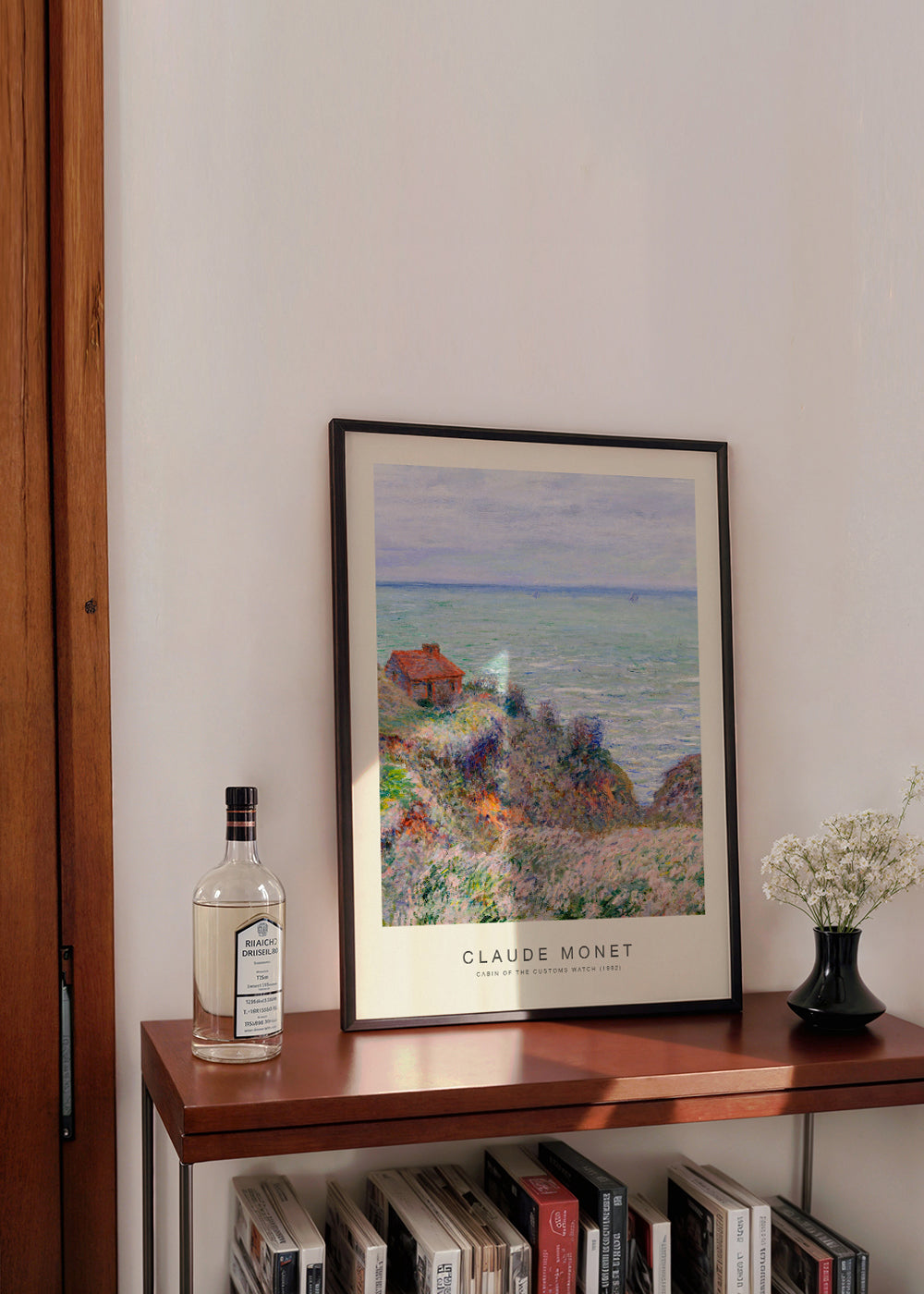 Arte de paisagem: cabana na falésia junto ao mar