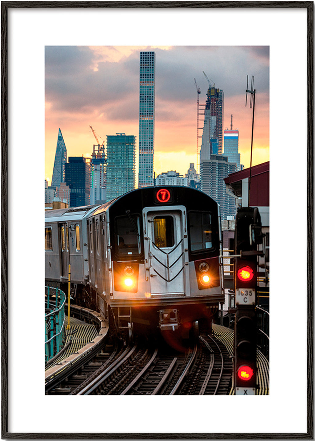 Quadro de cidades: Metro 7 ao pôr do sol – Black Frame