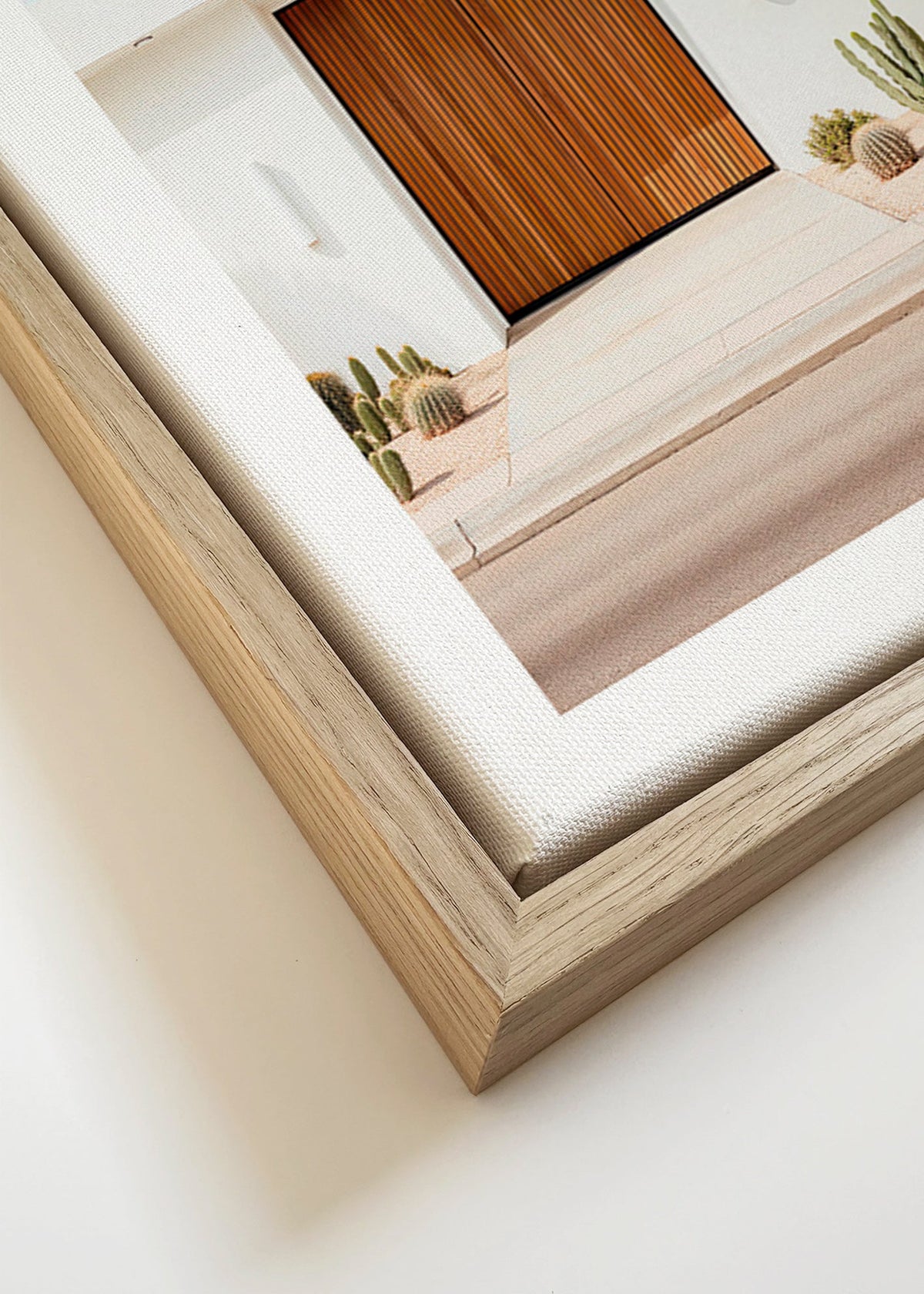 Fotografia arquitetônica com porta de ripas – Canvas detail