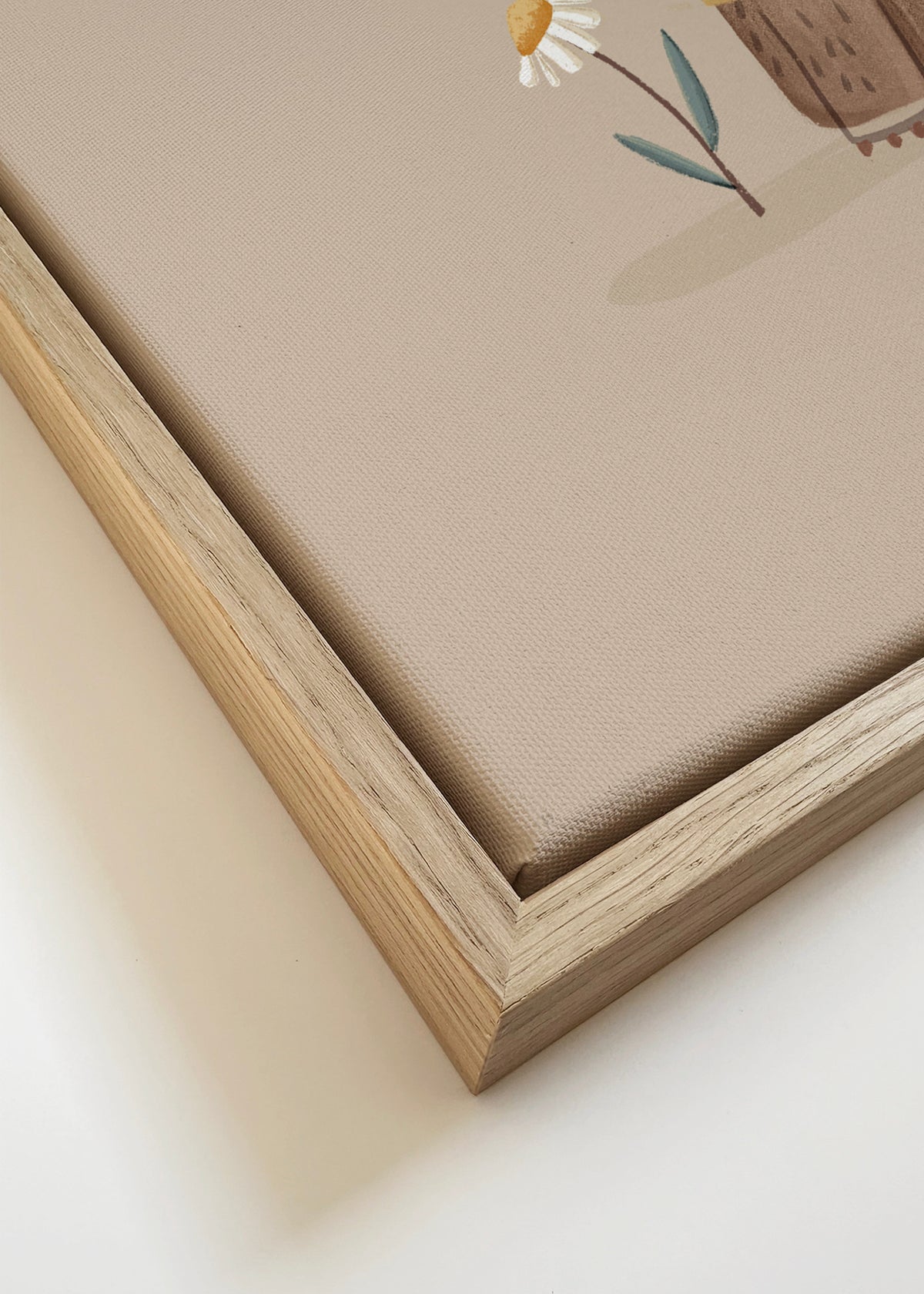 Queen bee beige - Framed canvas detail