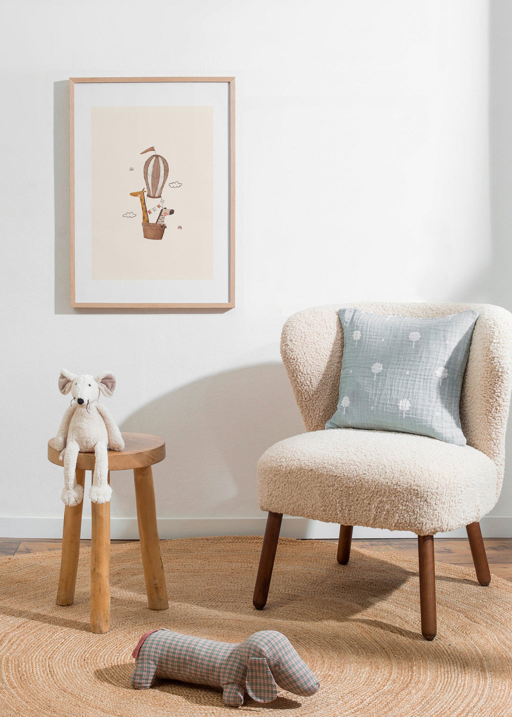 Lâmina infantil: girafa e elefante no balão