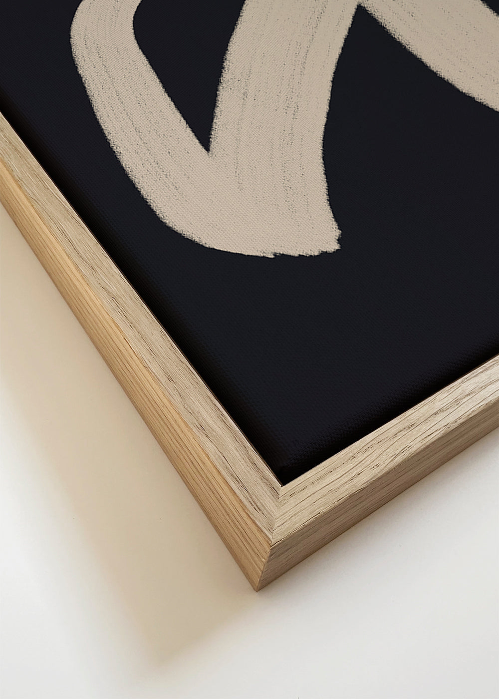 Obra abstracta traço bege sobre fundo escuro