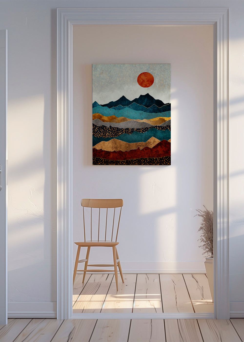 Quadro de paisagem com montanhas azuis em camadas e detalhes dourados