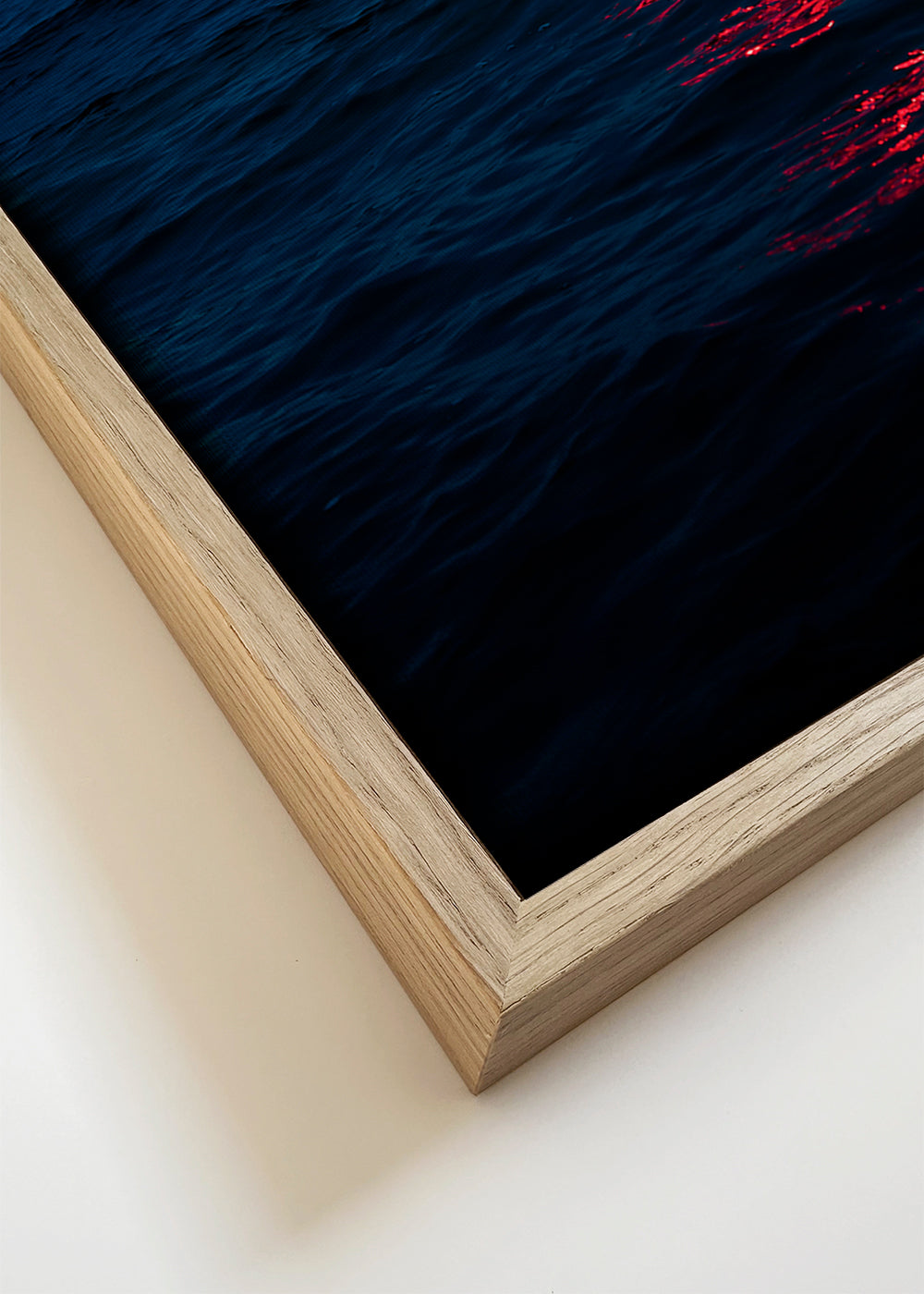 Quadro paisagem com astronauta no mar