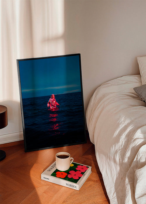 Quadro paisagem com astronauta no mar