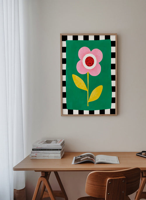 Estampa botânica: flor rosa em fundo verde