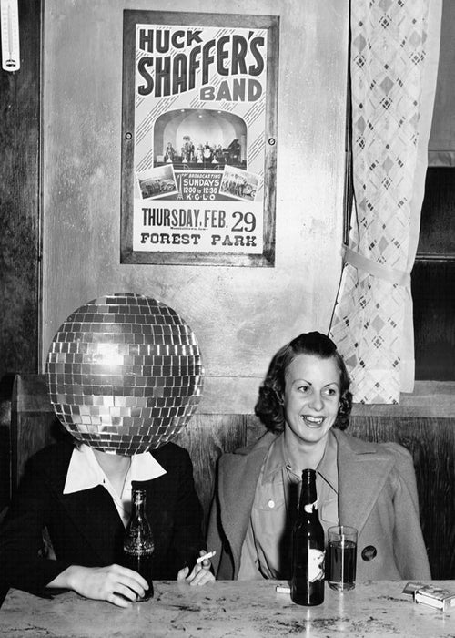 Fotografia vintage de casal com cabeça de disco