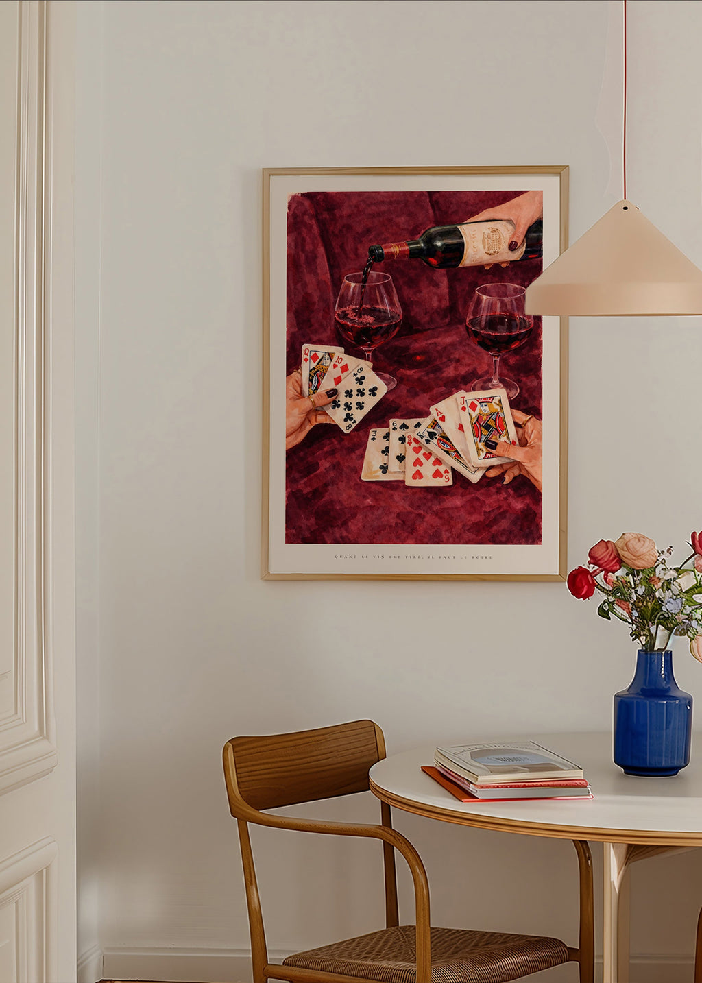Arte para cozinha com cartas e vinho tinto