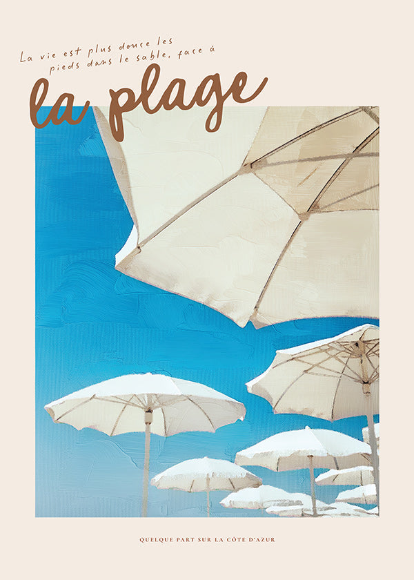 Paisagem de praia com guarda-sóis