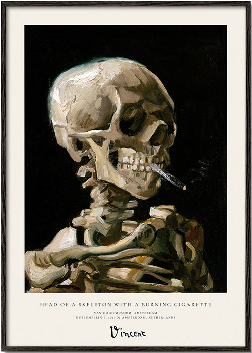 Caveira vintage com cigarro aceso