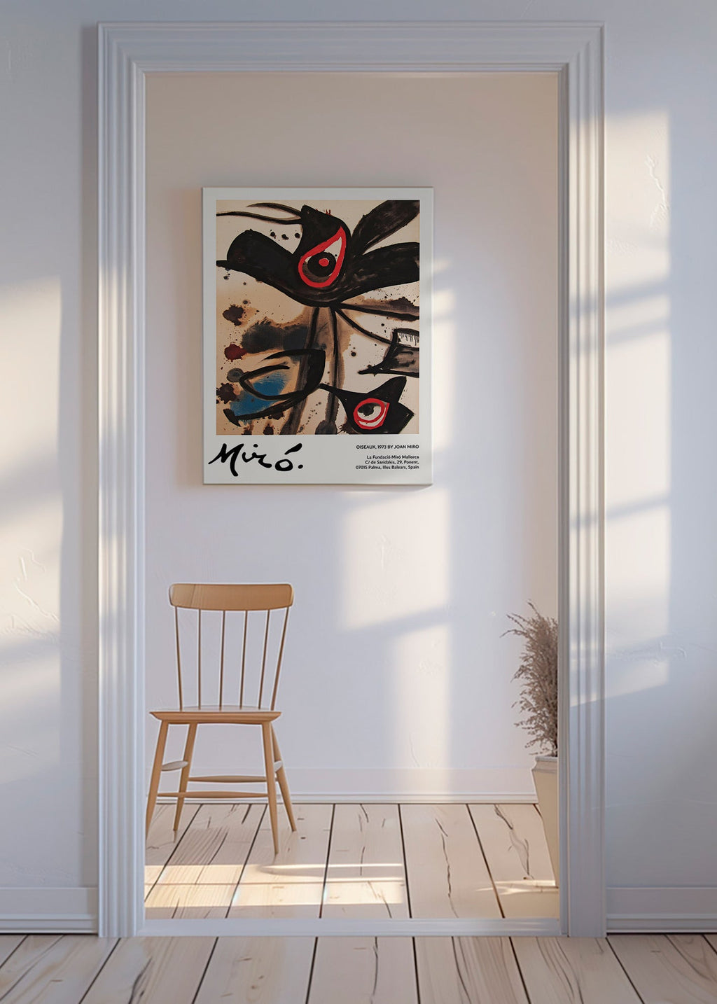 Obra abstrata com motivos de pássaros negros