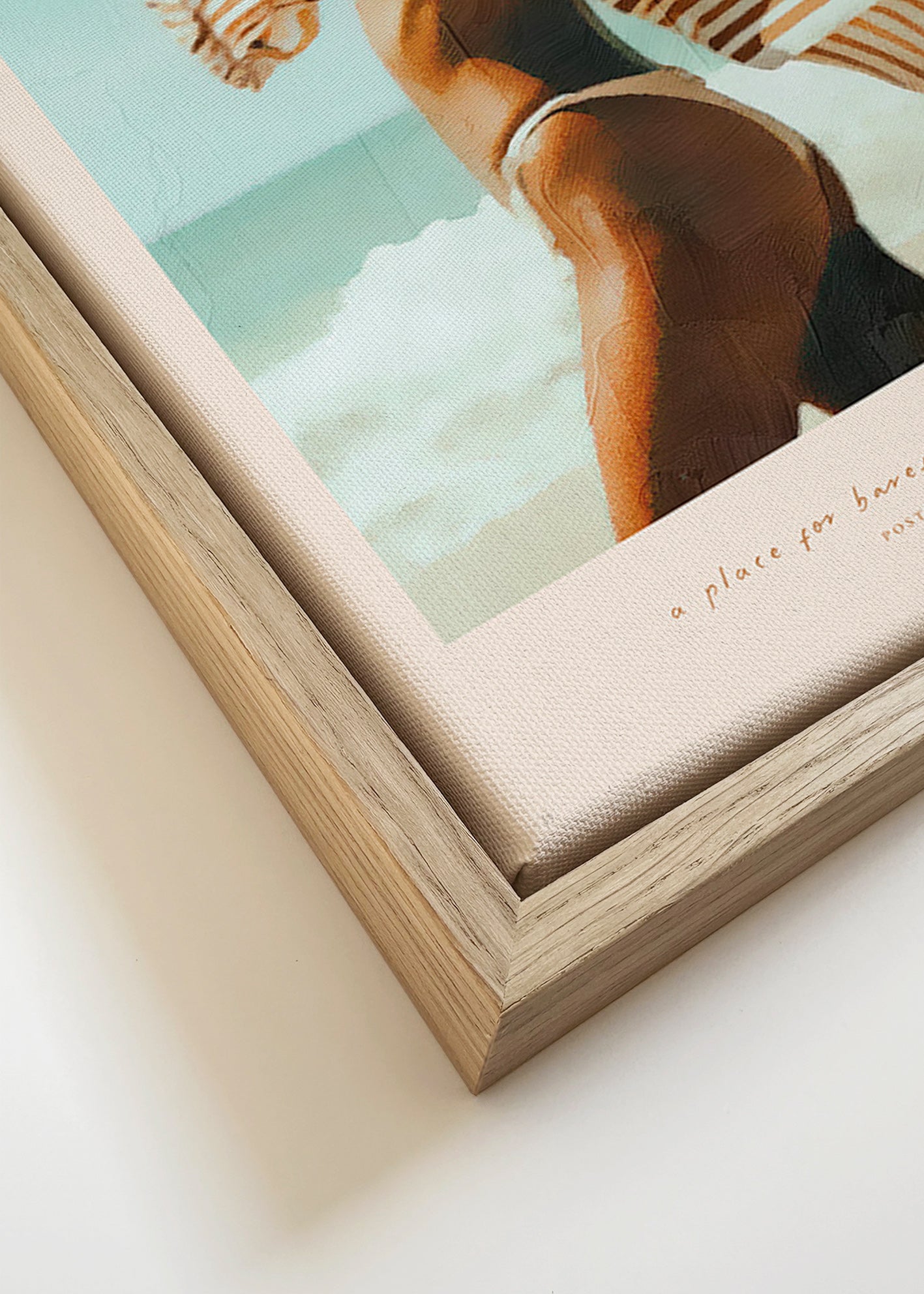 Quadro paisagem com figura na praia e toalha às riscas