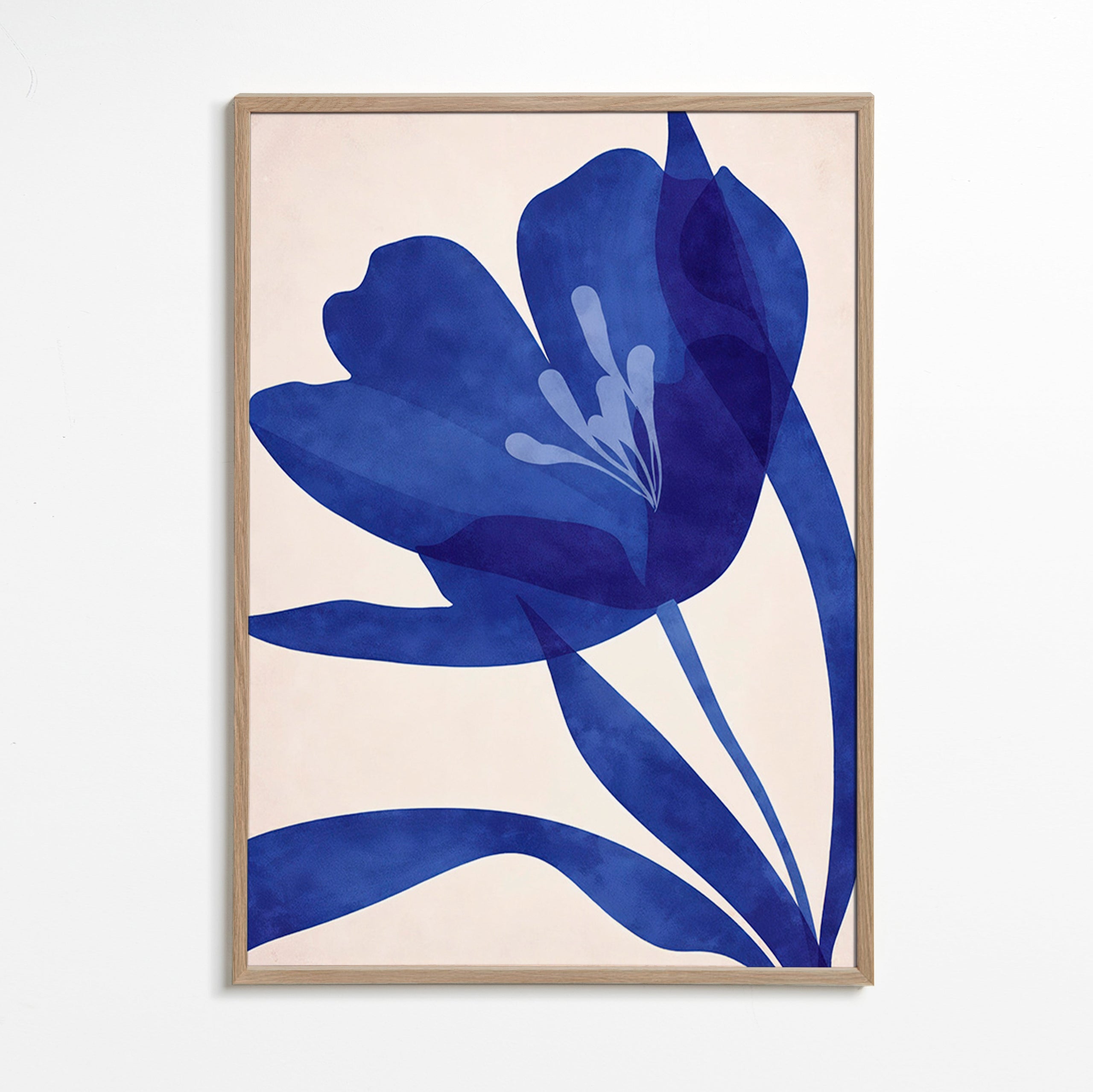 Estampa botânica flor azul estilizada
