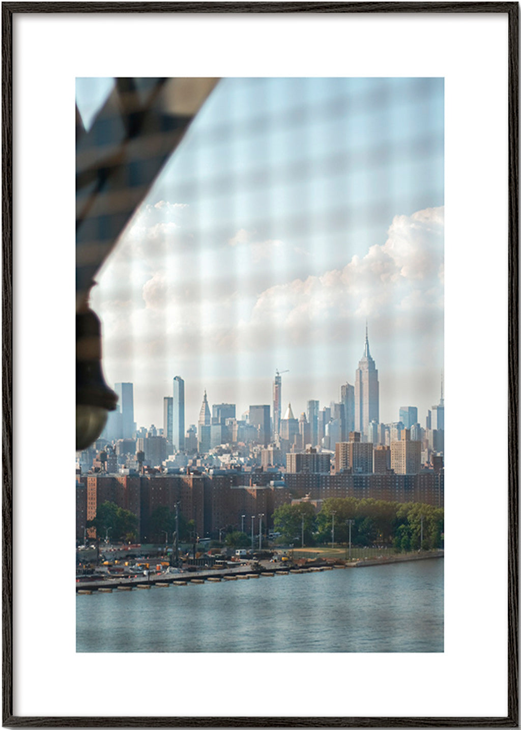 Quadro de cidades com skyline pela janela