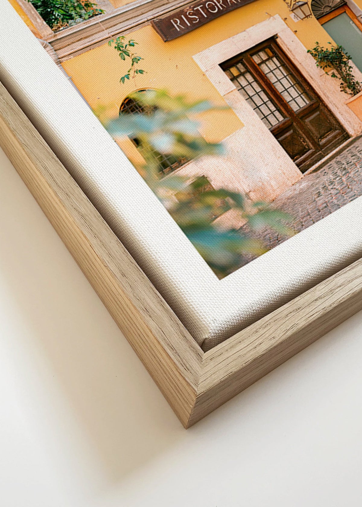 Arte para cozinha: fachada de ristorante em amarelo quente – Canvas detail