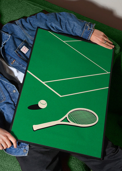Arte desportivo: raquete e bola em campo – Product1