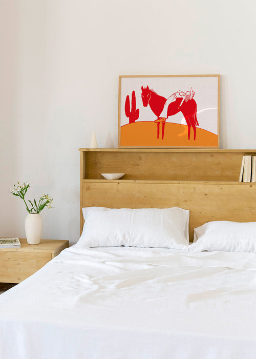Quadro cowgirl descansando sobre cavalo vermelho – Product1