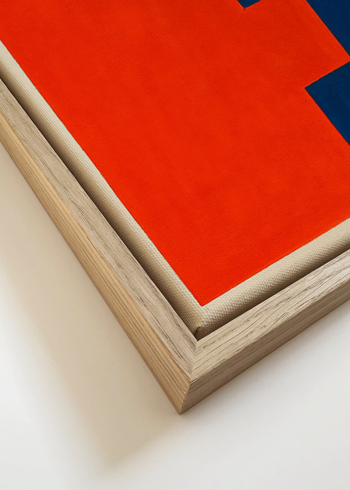 Quadro abstrato vertical vermelho e azul – Canvas detail