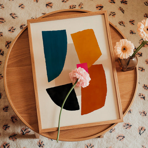 Quadro abstrato com formas coloridas marcantes – Product1