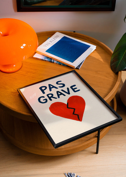 Ilustração coração partido com texto Pas Grave – Product1
