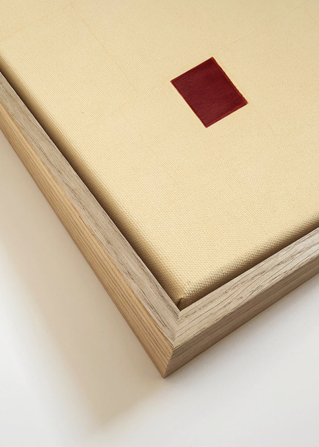 Quadro minimalista com núcleo vermelho – Canvas detail