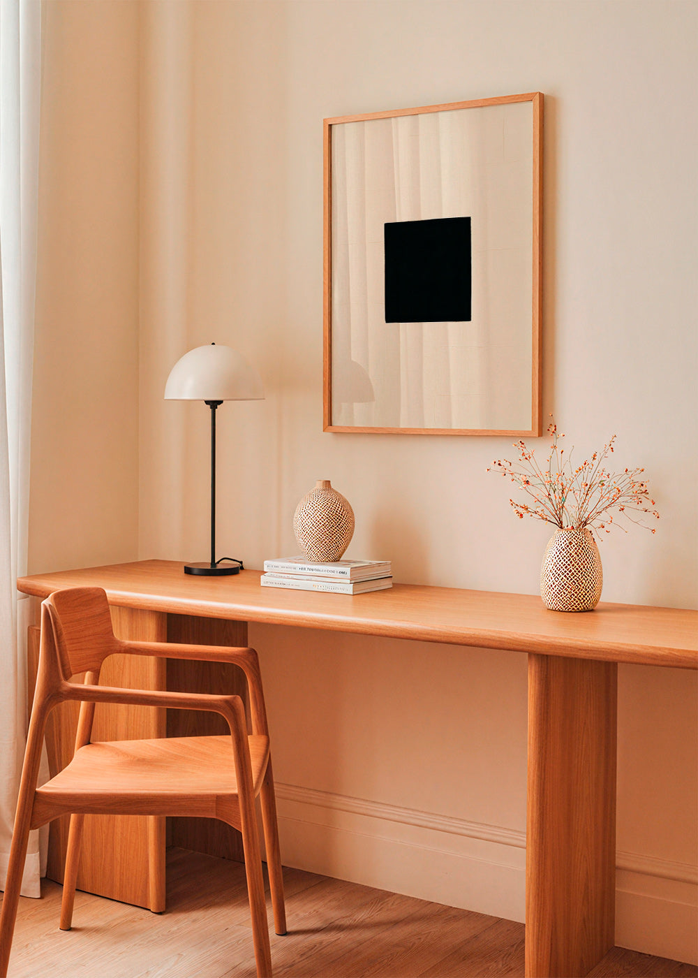 Quadro abstrato: quadrado preto sobre creme – Product1